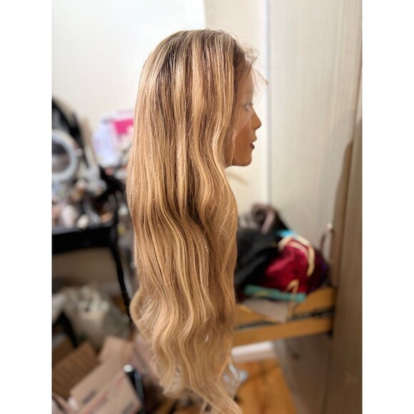 100% Remy Human hair wig 30” Swiss lace front rooted beige blond size medium New - Picture 2 of 9